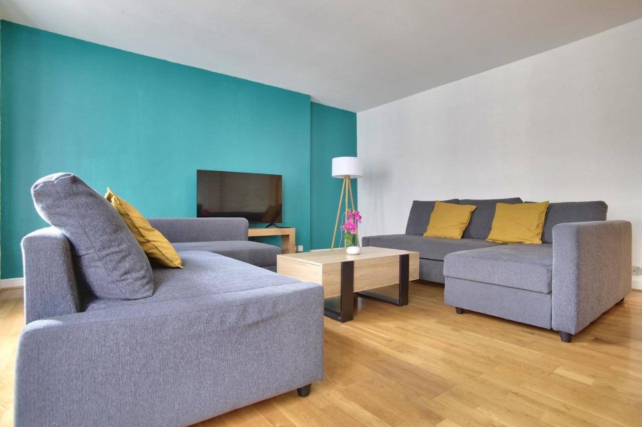 2 Bedrooms Tour Eiffel Breteuil 파리 외부 사진