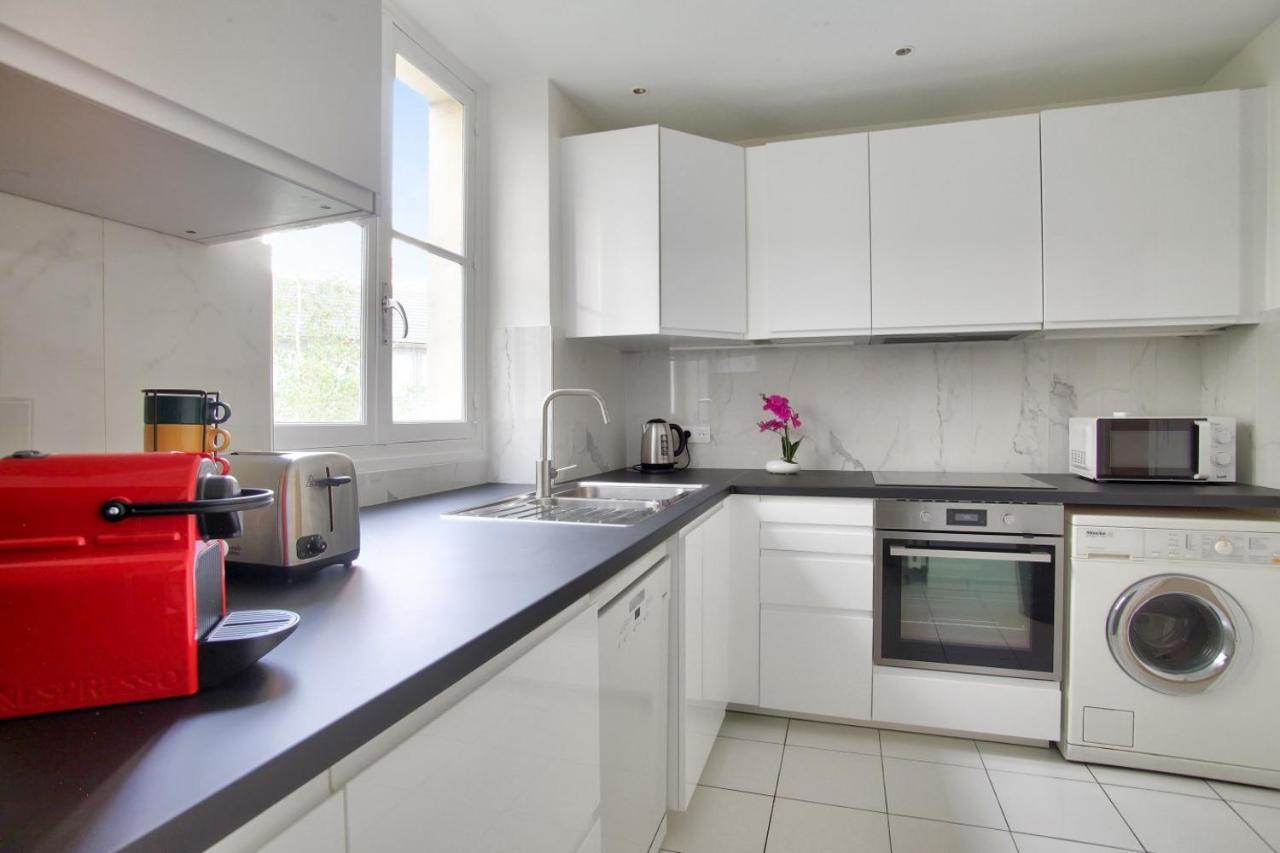 2 Bedrooms Tour Eiffel Breteuil 파리 외부 사진